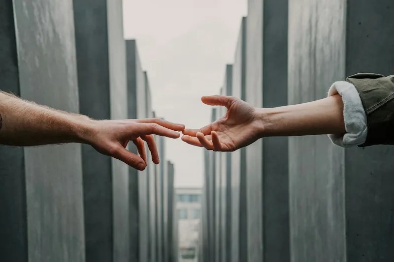 Supportive hands in a counseling conversation